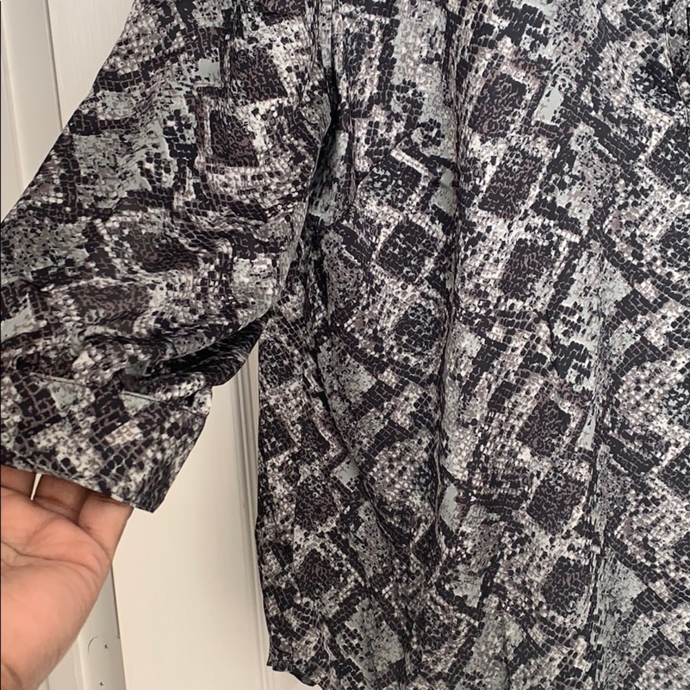 Plus Snake Print Tunic - Picture 3 of 8